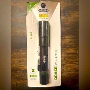 Selling a DOVER ELITE flashlight RECHARGABLE